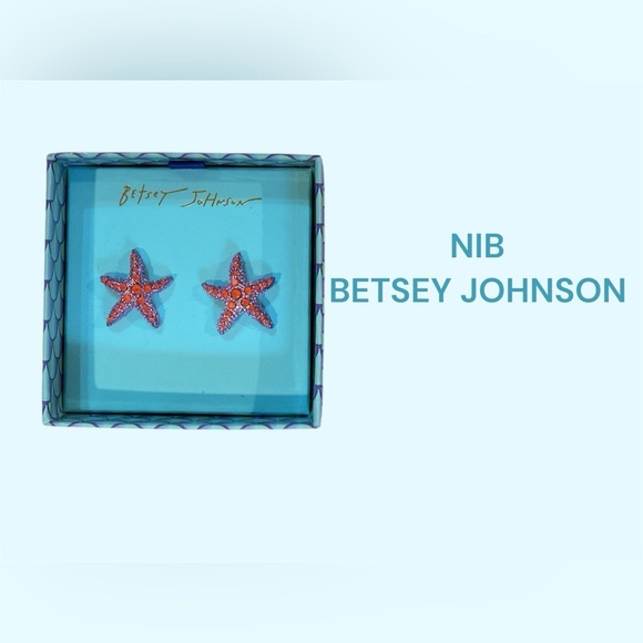 BETSEY JOHNSON STARFISH EARRINGS HARD TO FIND GREAT GIFT - Picture 1 of 2